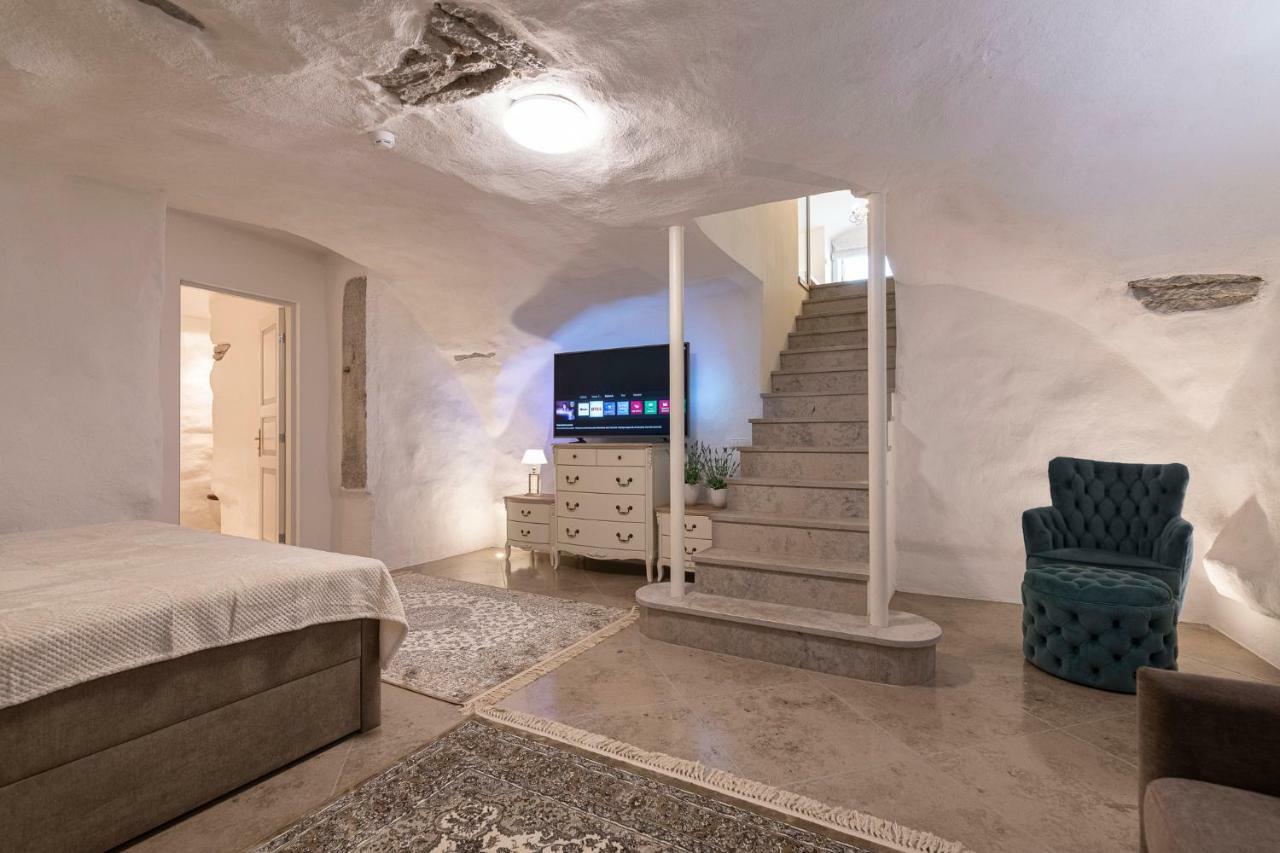 Tallinn Housing 2 Bdr 2 Bathroom With Sauna At Carl Engel Luxury House 外观 照片